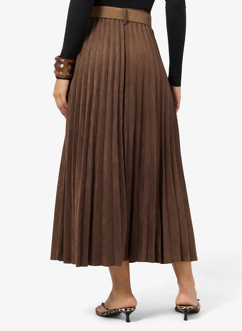 جينجر Belted Pleated Midi Skirt